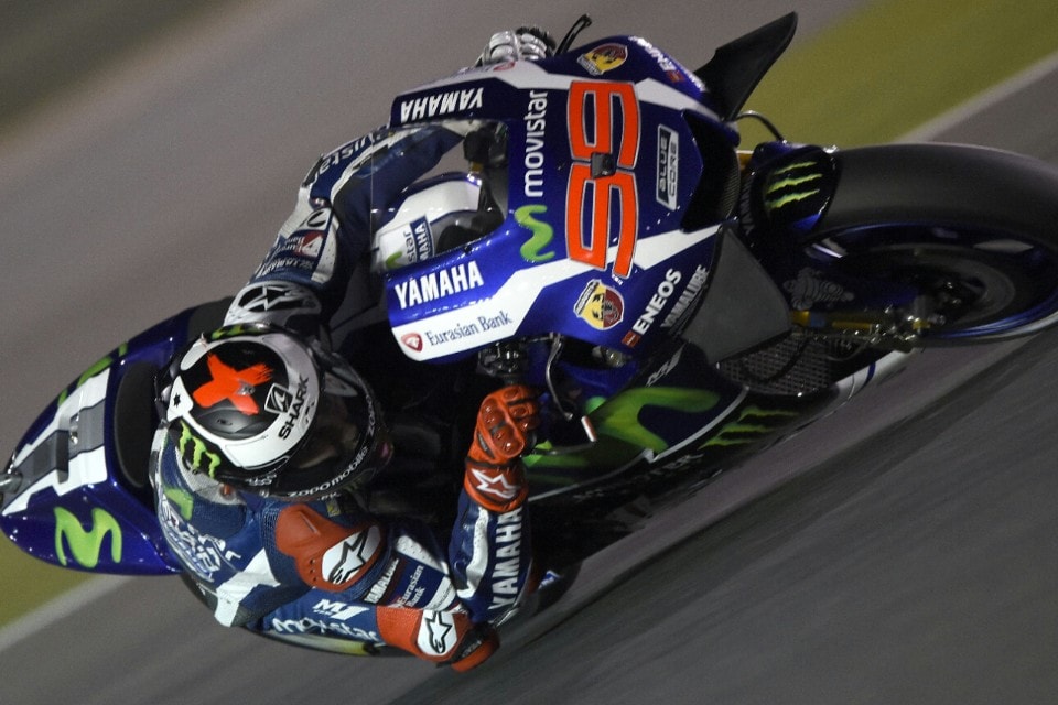 MotoGP, Losail: Lorenzo riparte in pole. Marquez in scia. Rossi 5°
