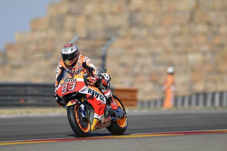 MotoGP Aragon: Marquez vince facile, Lorenzo e Rossi sul podio
