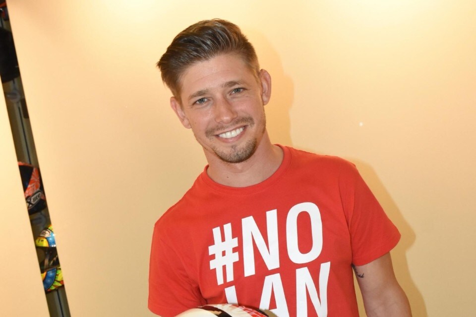 Casey Stoner: "La MotoGP non è uno sport di contatto, la FMI intervenga"