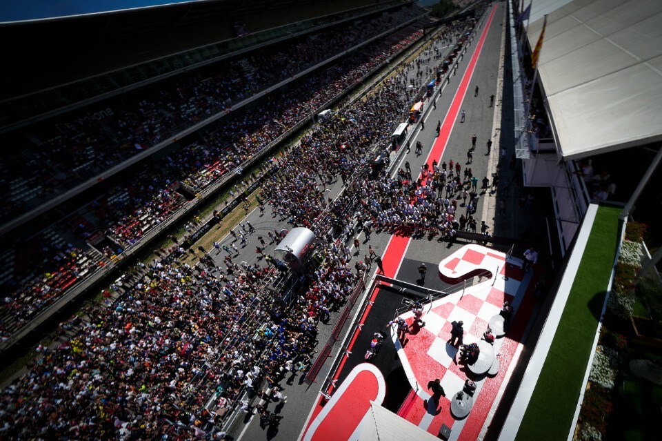 MotoGP Barcellona: Quartararo magistrale