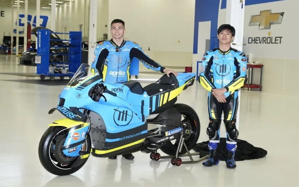 MotoGP: Trackhouse presenta i nuovi colori 2025