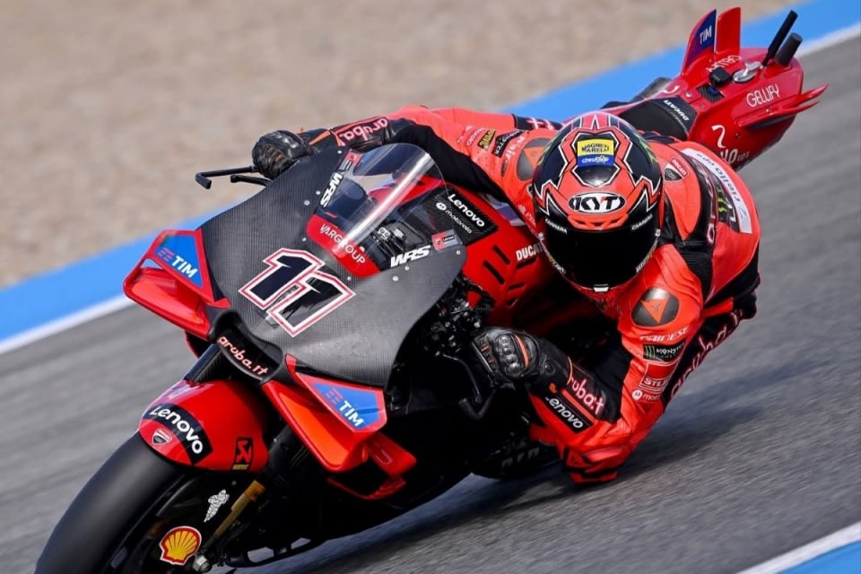 Nicolò Bulega ha provato la Ducati Desmosedici GP25