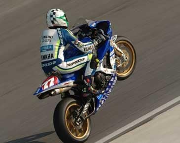 GP Imola: il primo applauso è per Toseland