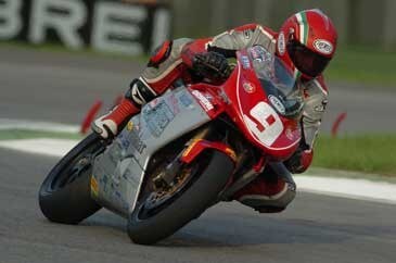 GP Imola: il primo applauso è per Toseland