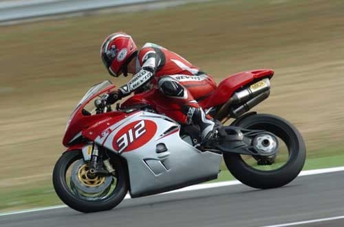 Scassa corre a Misano