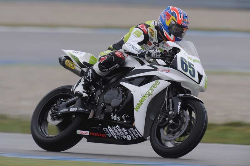 SBK: pochi giri, Haga davanti, poi stop