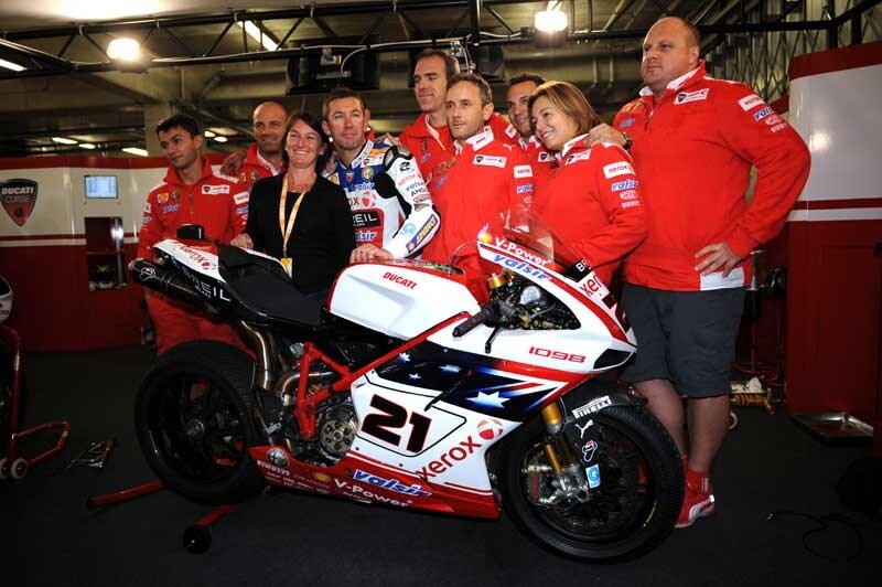 Superpole: nel diluvio, Bayliss