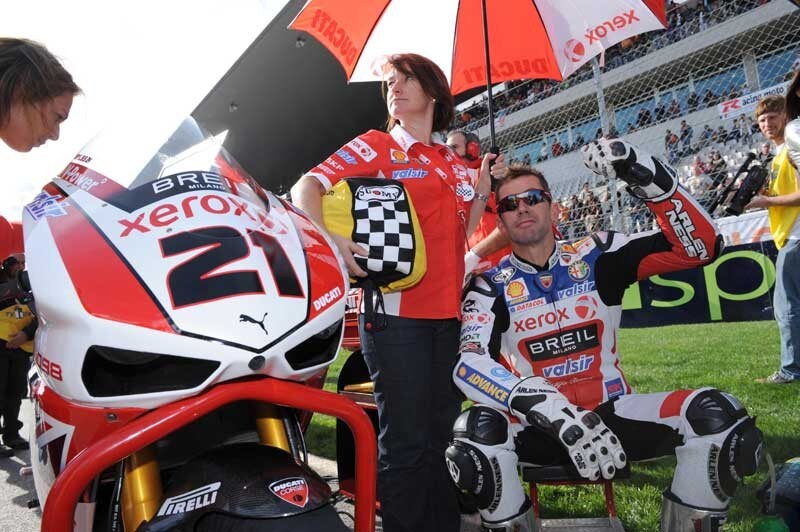 Bayliss finisce in gloria