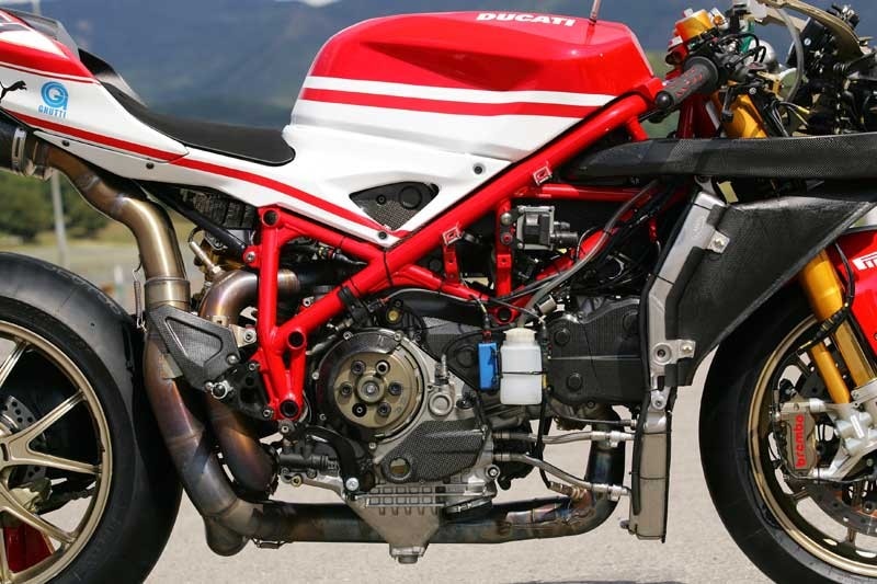 Ducati 1098 F08: la moto di Bayliss