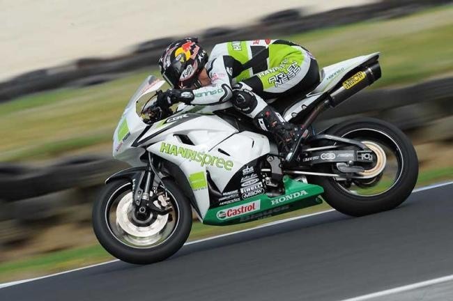 SS: Sofuoglu incalzato dalle Kawasaki