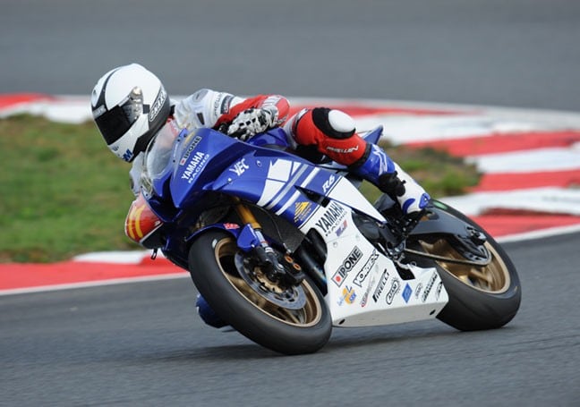 Magny Cours Q1: Lanzi in pole