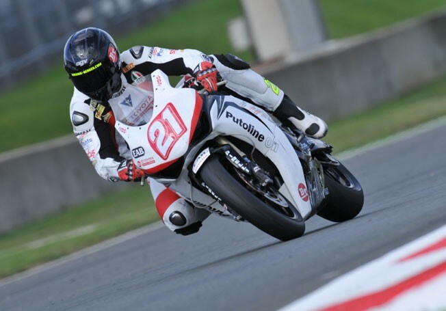 Magny Cours: Superpole a Crutchlow