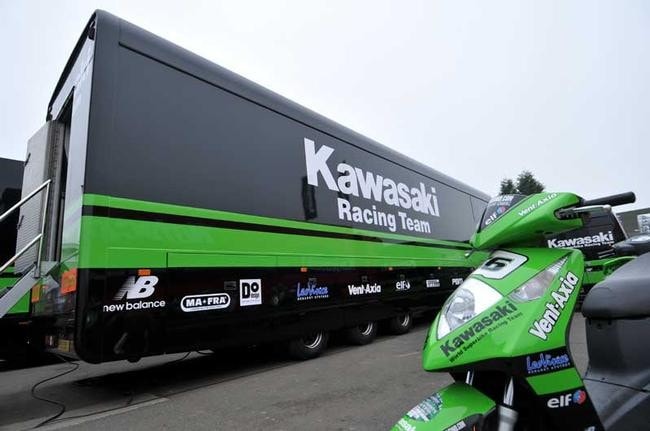 Sconvolgente! Droga e armi sul camion della Kawasaki