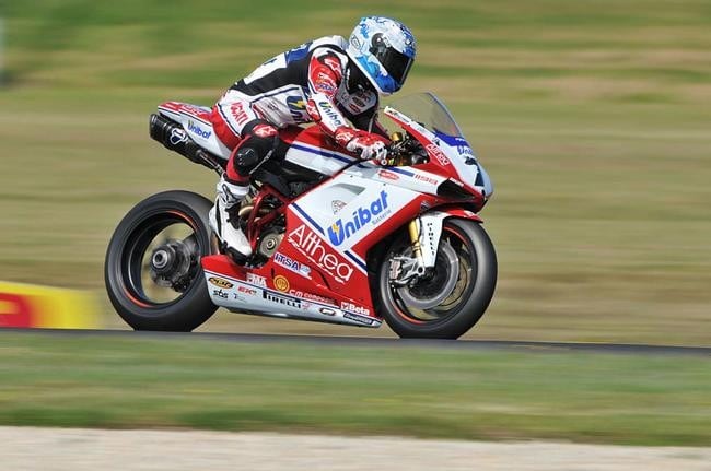 SBK Test Misano: Checa gela gli avversari