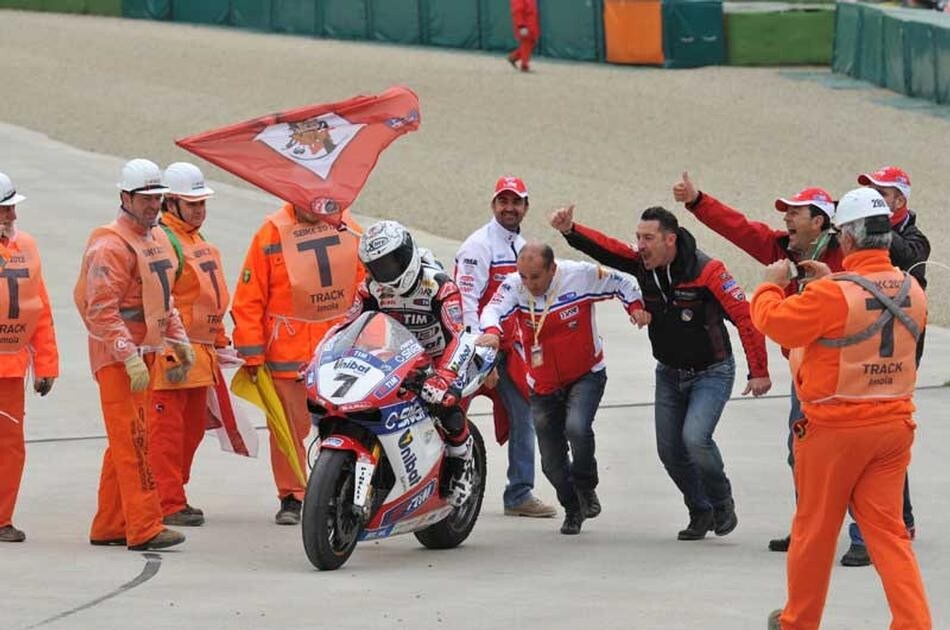 Grande festa di compleanno per la SBK
