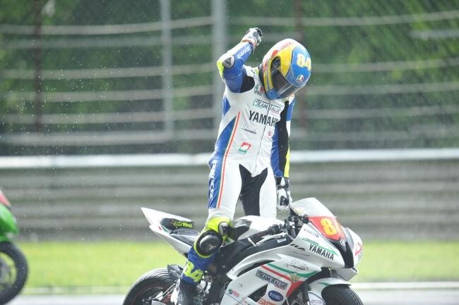 1000 SSTK Gara: Savadori e la Panigale al vertice!