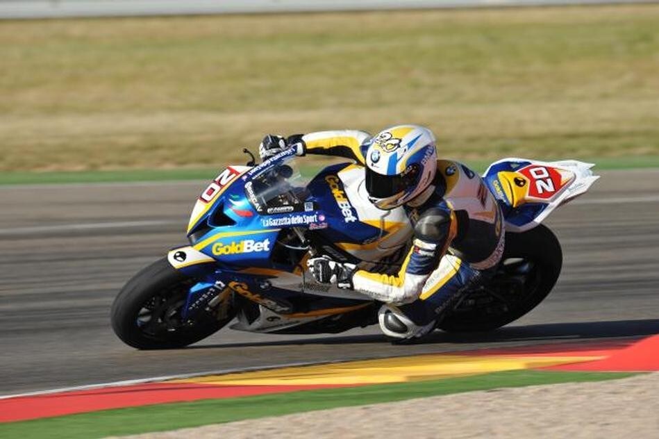 STK1000 Aragon Q2 Barrier resiste a tutti!