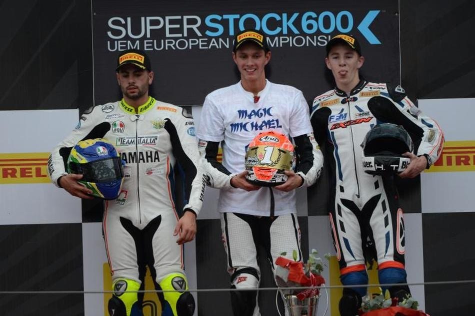 600 SSTK Magny Cours: Gara e titolo a Michael VD Mark
