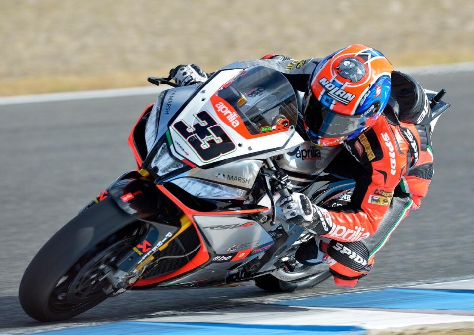 SBK, Jerez: Melandri non fa sconti in gara1