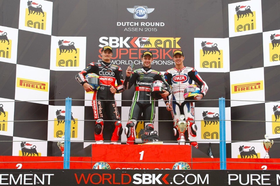 SBK, Assen: Rea fa doppietta, Davies e Van Der Mark che podio!