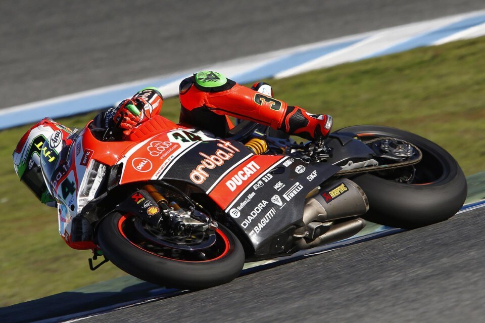 SBK, Davide Giugliano ha cambiato metodo