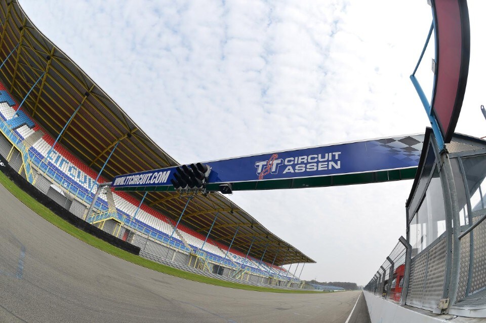SBK Assen: Pirelli presenta l'anteriore SC3