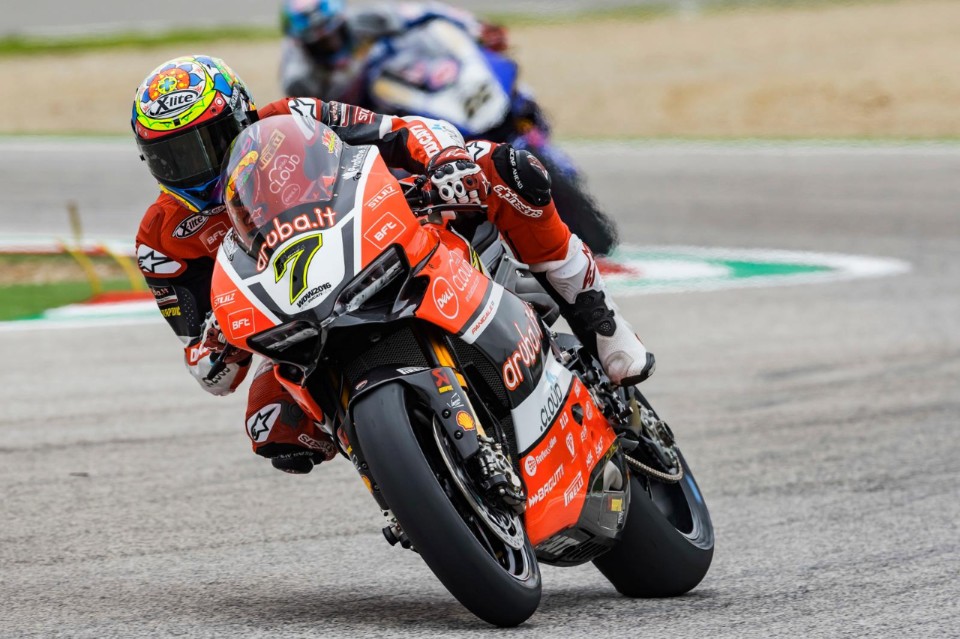 SBK Imola, Davies suona la carica!
