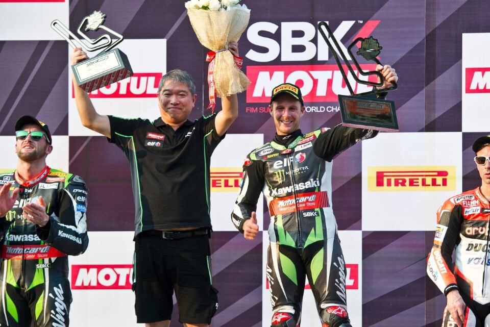 SBK Thailandia: Jonathan Rea fa poker!