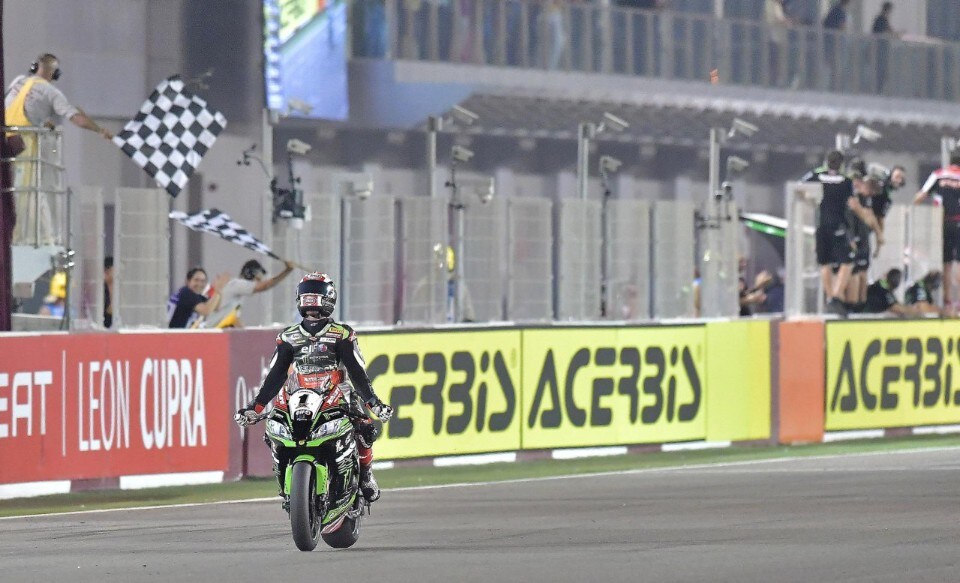 SBK Qatar: Rea chiude con una doppietta