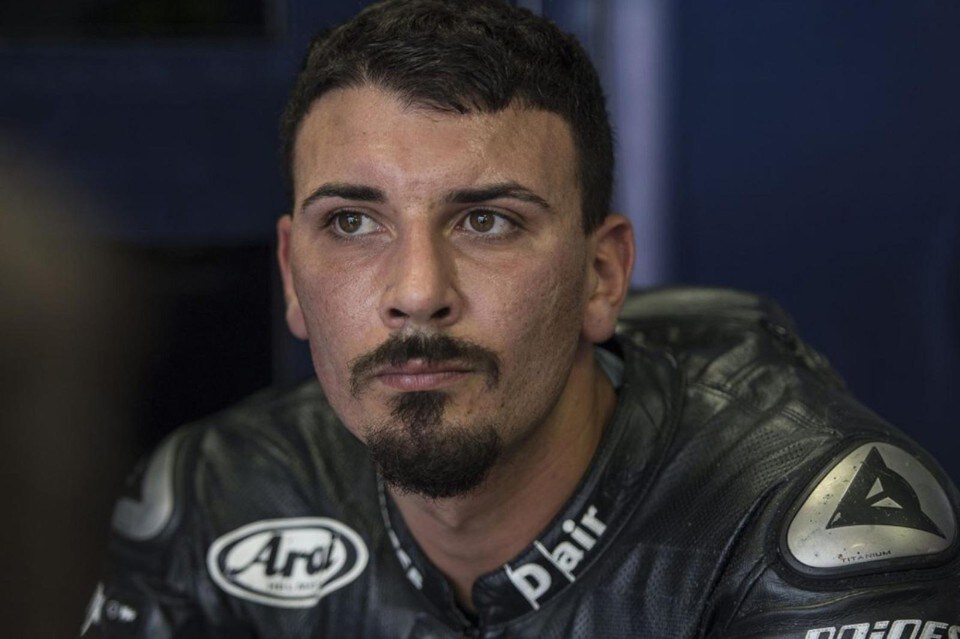 SBK: Davide Giugliano con l'Aprilia ad Aragon