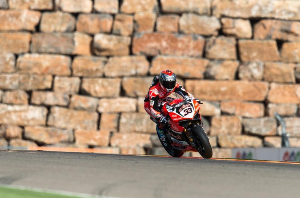 SBK: come si frena ad Aragón