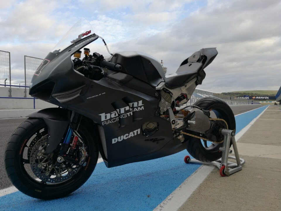 SBK: il Barni Racing Team sceglie Showa 