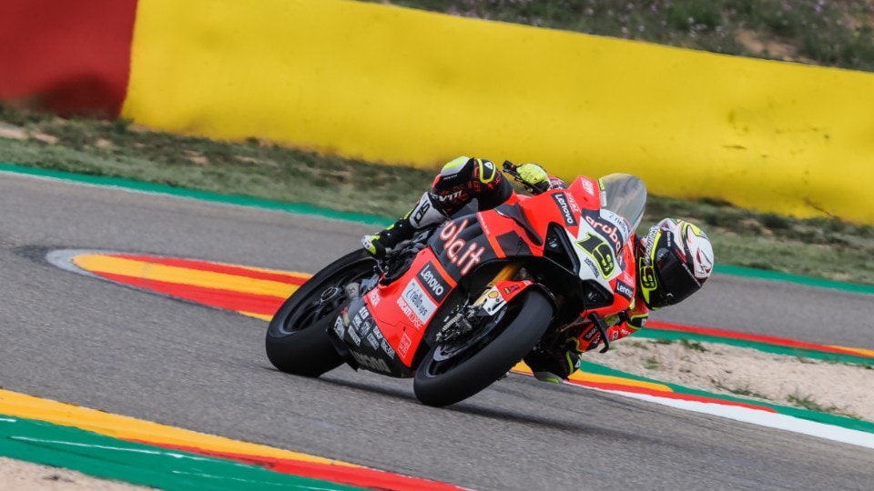 Test SBK: Rea da record ad Aragon 
