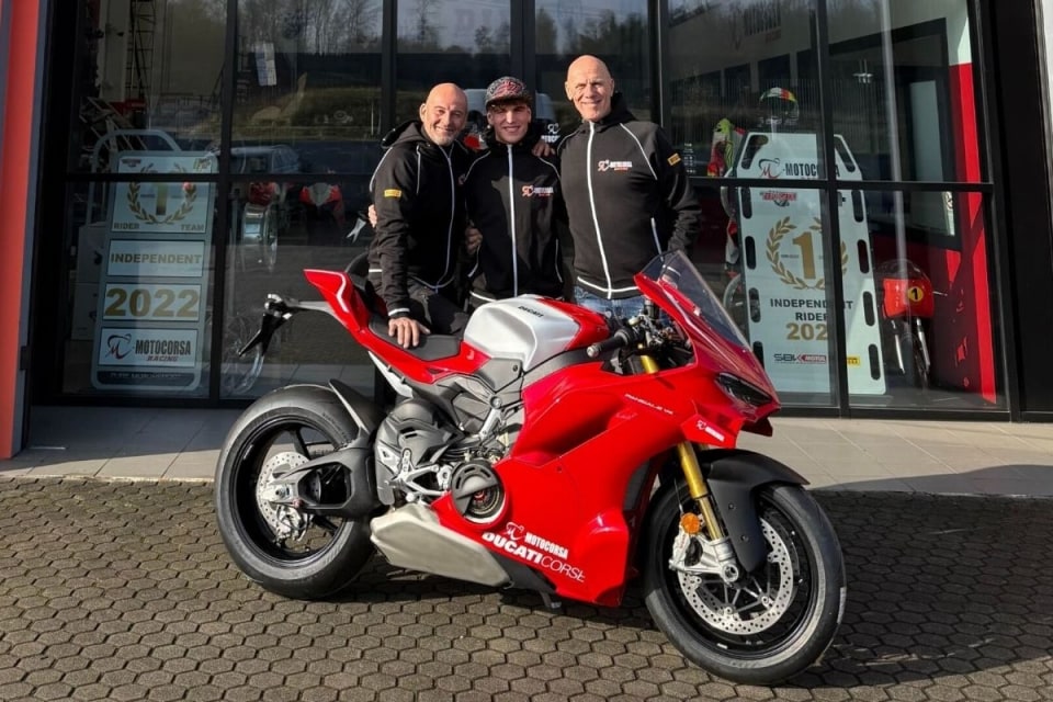 Alberto Surra con Motocorsa Racing nel WorldSBK 2026