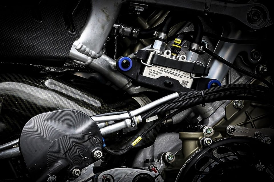 WorldSBK: penalità nel flusso di carburante per Ducati e Bimota