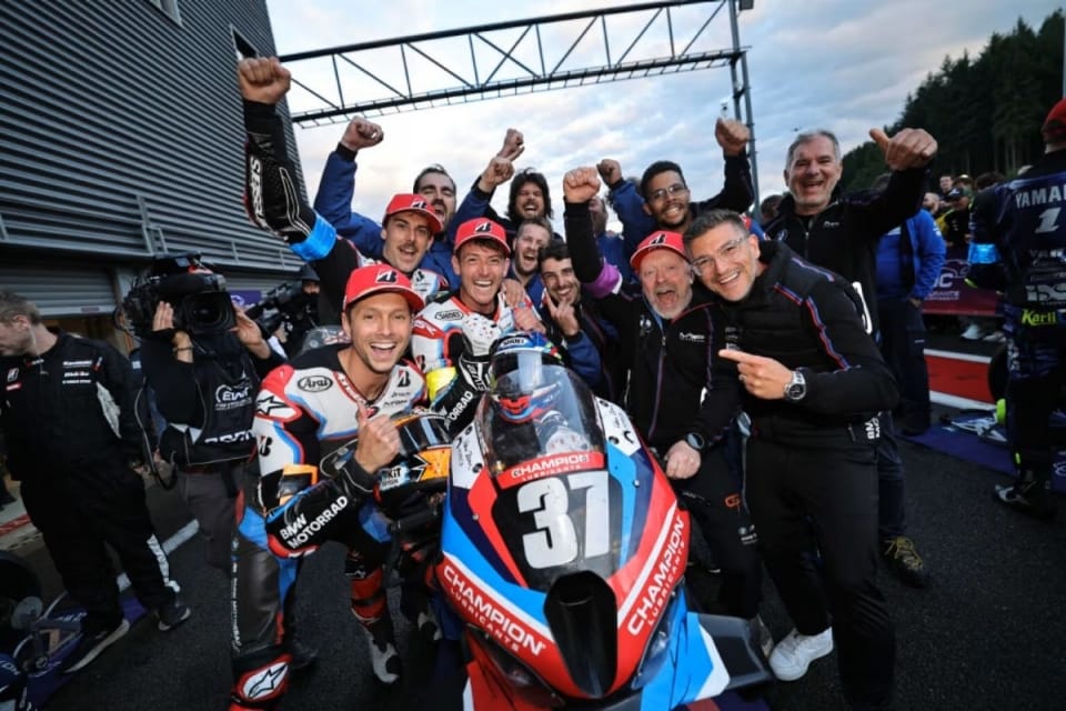 EWC 2026: il BMW Motorrad World Endurance Team vince la 8 Ore di Spa