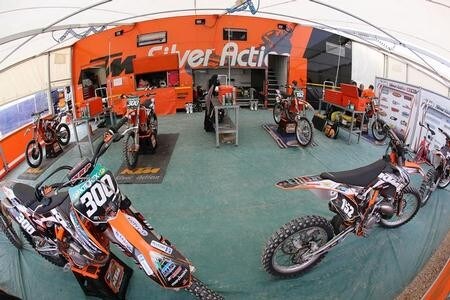 Team KTM Silver Action. Presentata la line up 2015