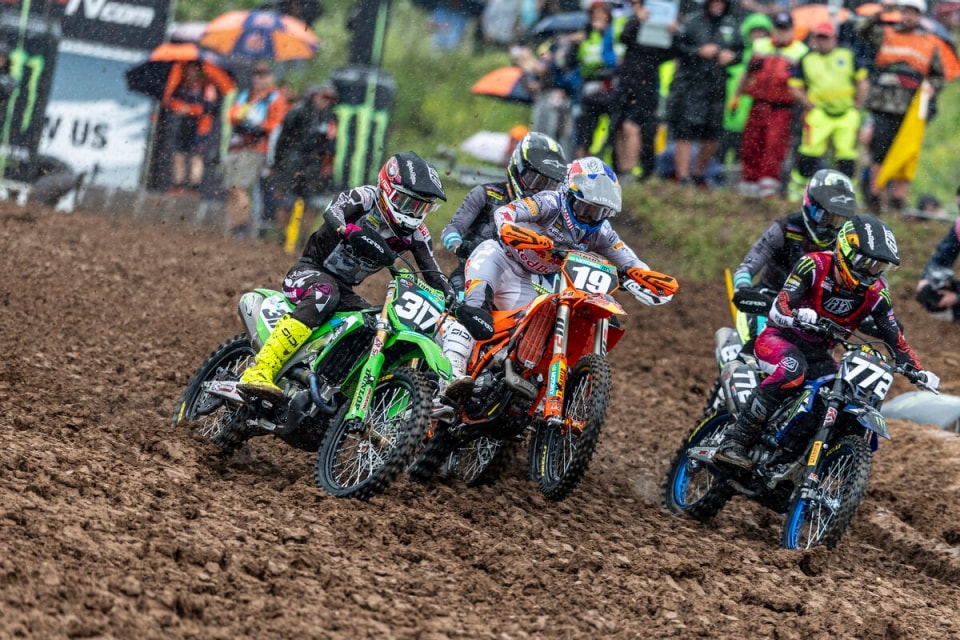 MXGP Germania: vince Lucas Coenen davanti ad Andrea Adamo - VIDEO
