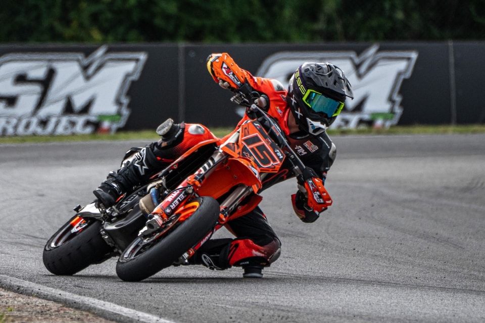 Mondiale Supermoto: Julen Avila Cortés vince il GP del Piemonte