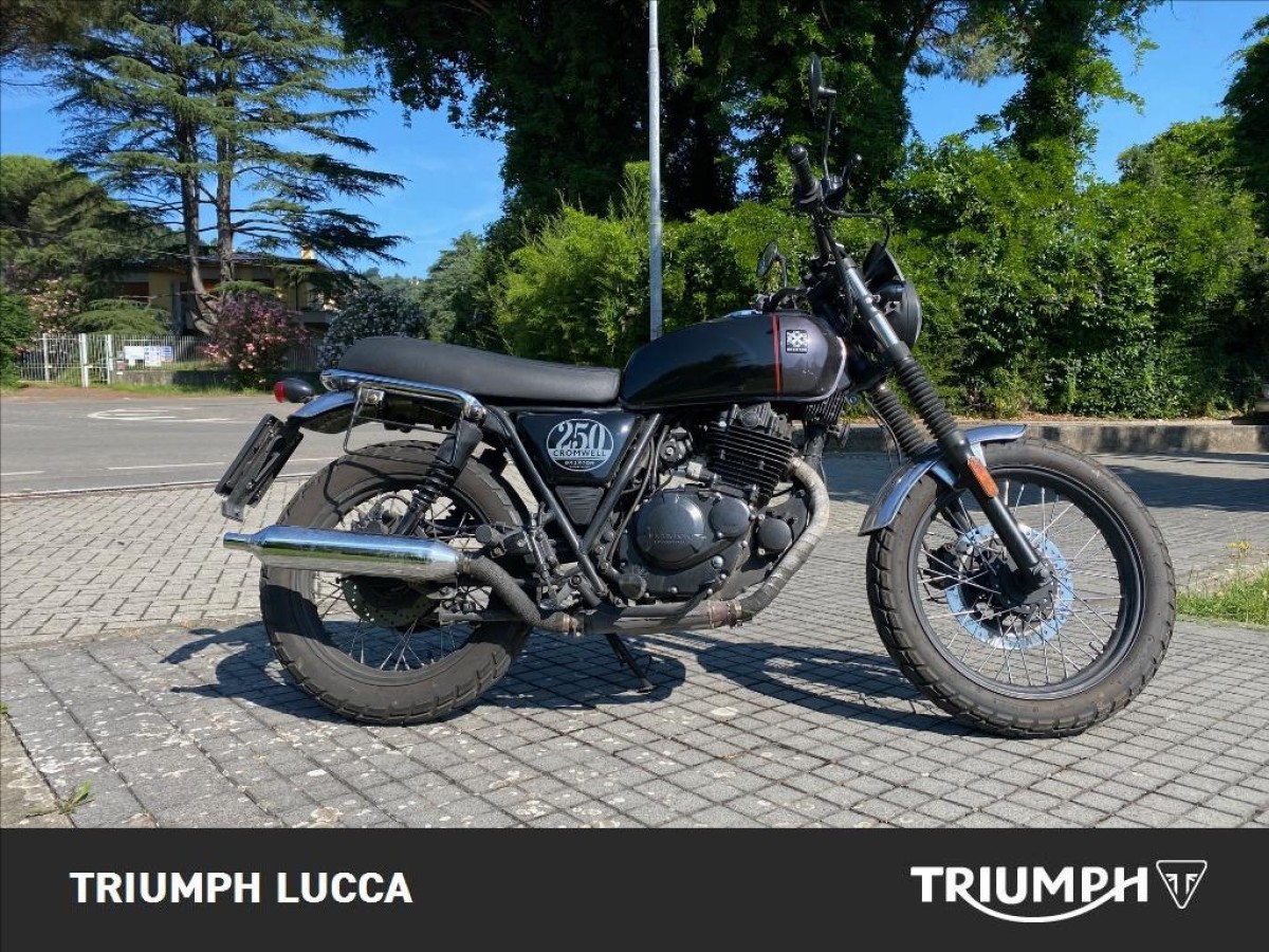 Annuncio Moto Brixton Cromwell 250 ABS a Lucca Usato Dueruote