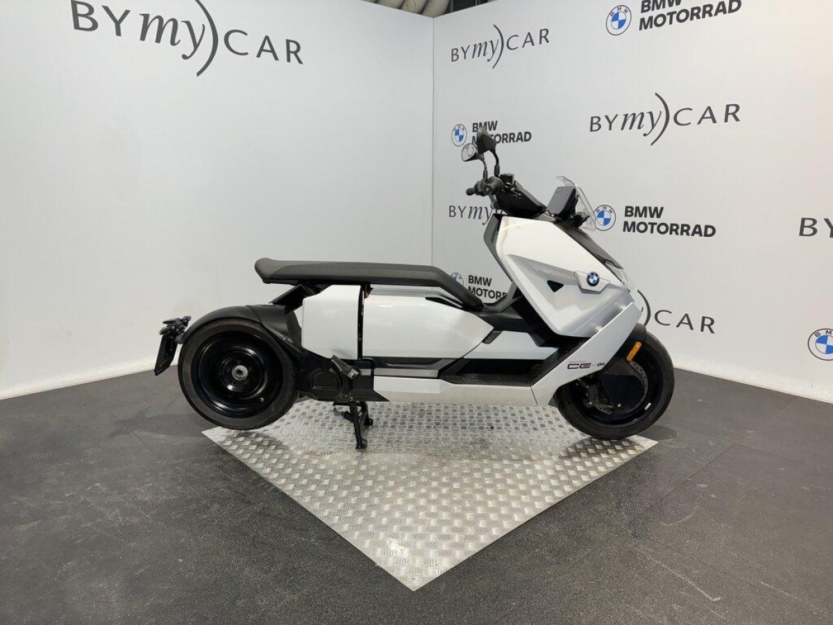 Annuncio Moto BMW CE 04 a Milano – Usato Dueruote